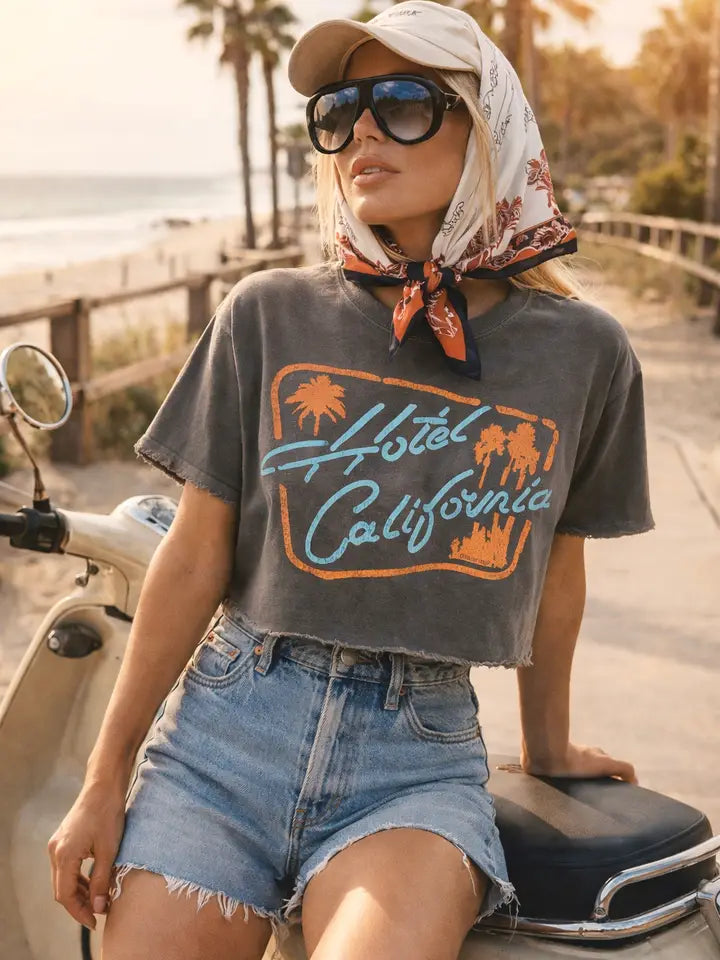 Hotel California Cropped T-Shirt