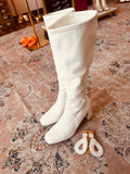 Indeed 19 White Boots
